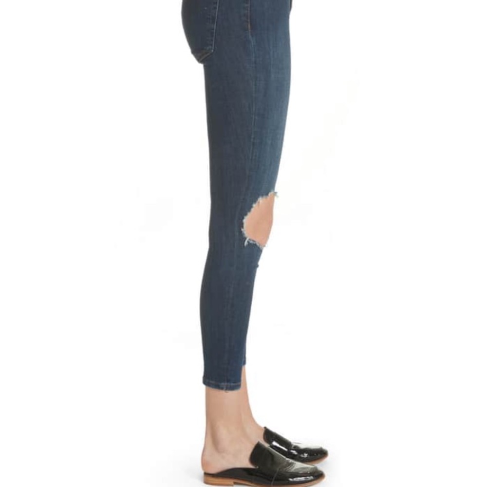 Free people ripped jeans - Picture 2 of 8
